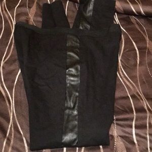 Black stretch/none legging pants